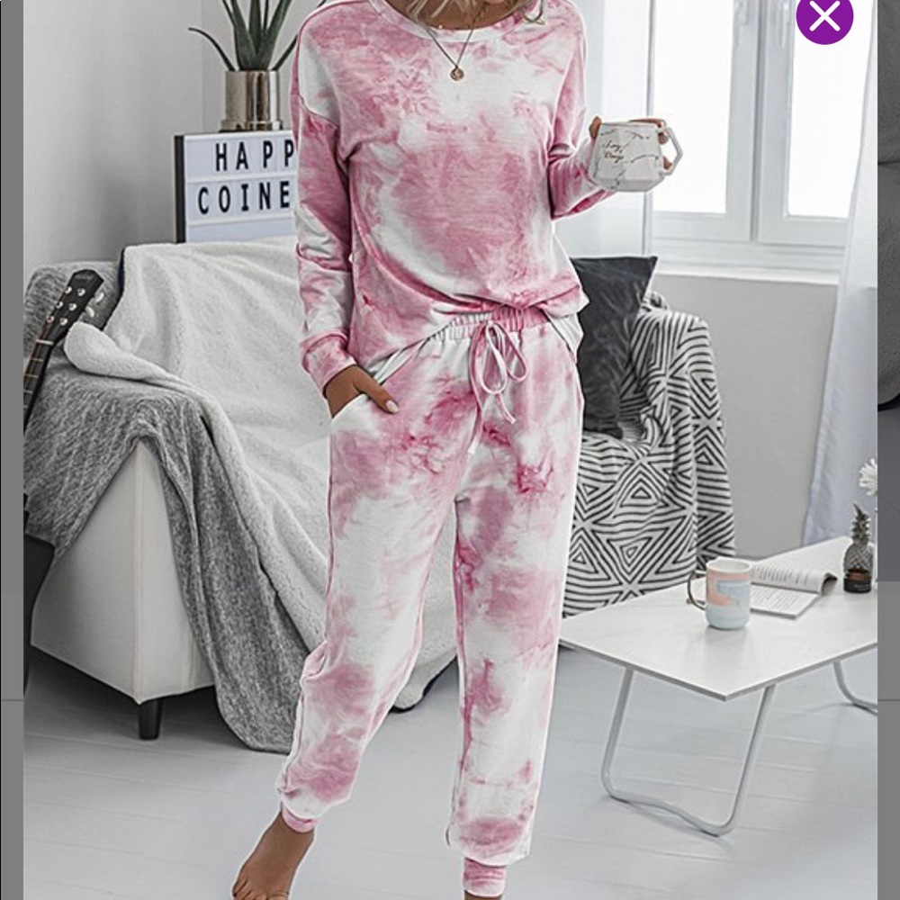 Tie Dye Loungewear Outfit